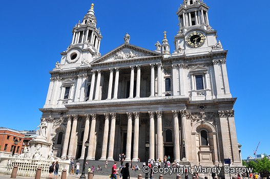 image: St ails Cathedral